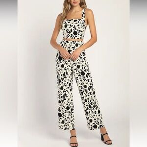 NWT Endlessly Sweet Cream Floral Print Set - Medium